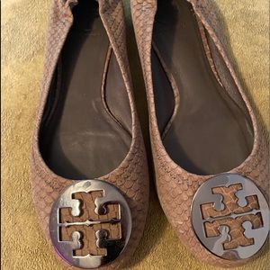 Tory Burch Minnie Ballet slippers. Olive tan color; gently used. Size 8.5